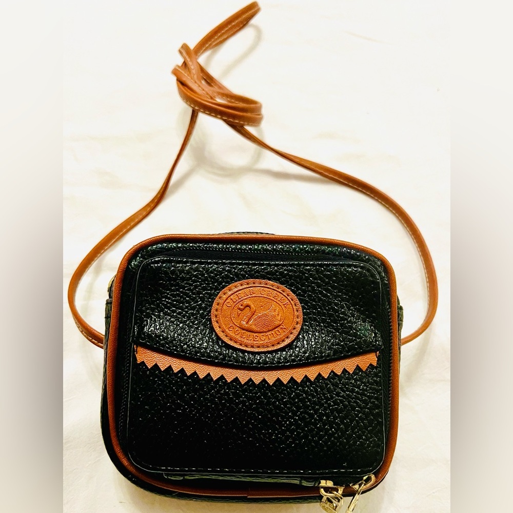 Vintage Clear Creek Collection Black Pebbled Leather Mini Crossbody Bag Wallet